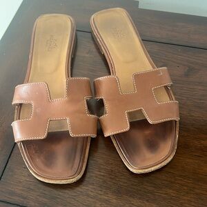 Hermes sandals.
